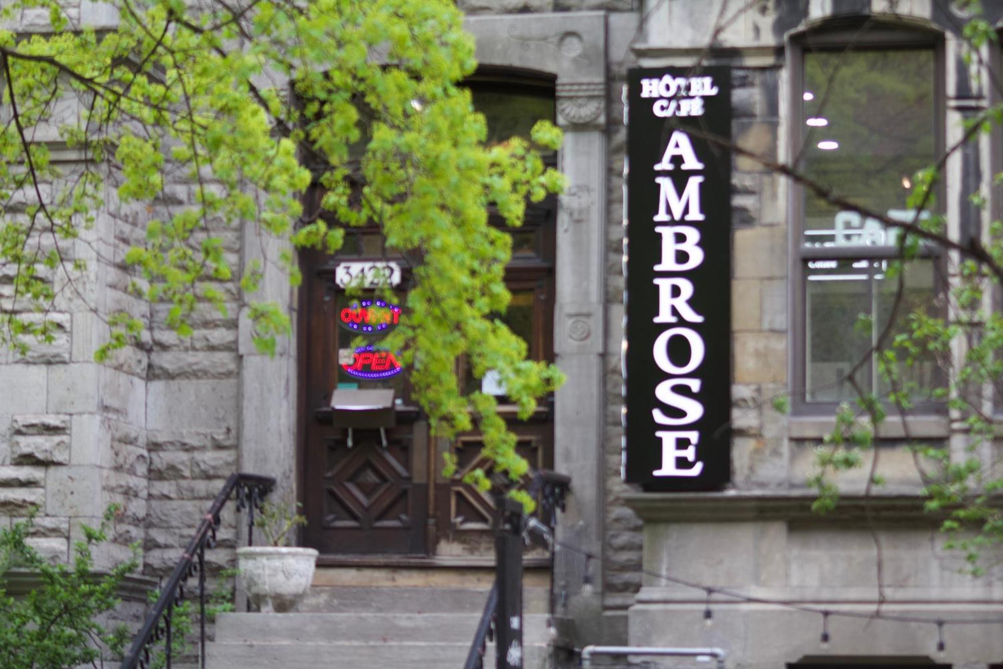 Ambrose House & Cafe - Self Check-In Guesthouse, Montreal
